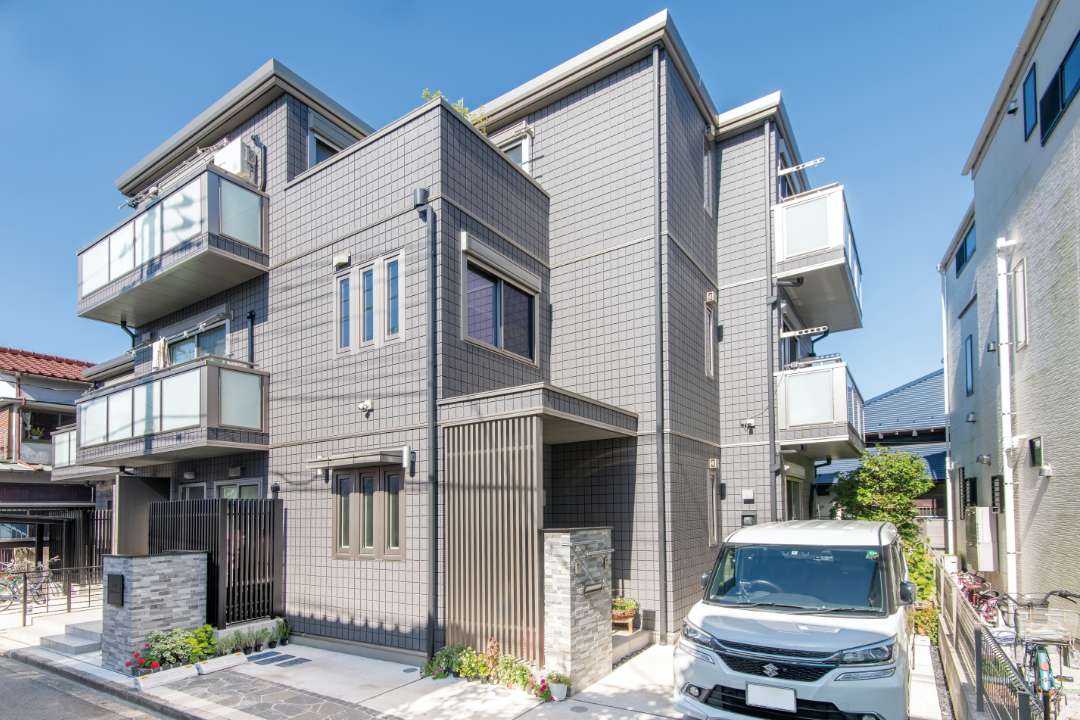 心地よい暮らしと家賃収入を両立した3階建の賃貸併用二世帯住宅 | 建築実例を見る | 東京セキスイハイム