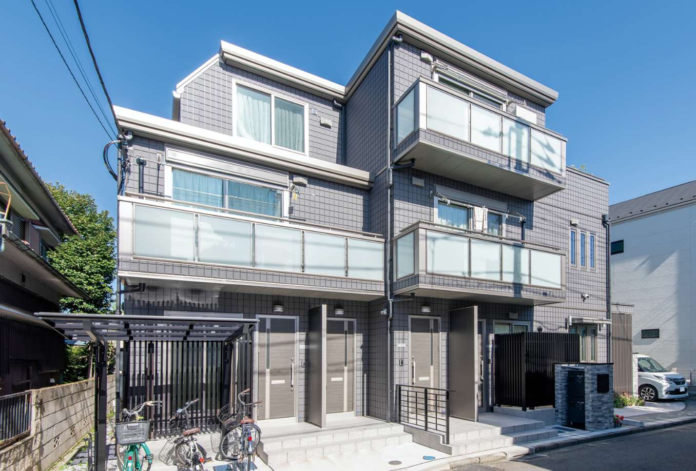 心地よい暮らしと家賃収入を両立した3階建の賃貸併用二世帯住宅 | 建築実例を見る | 東京セキスイハイム