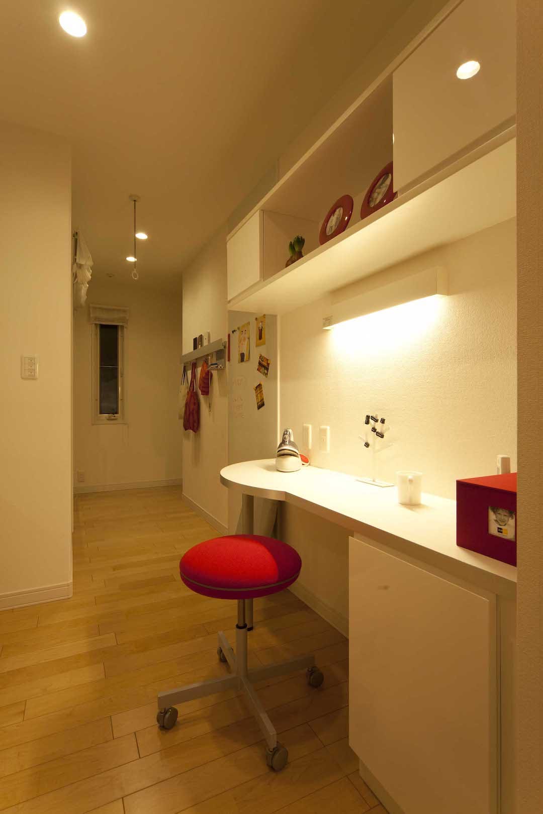 川口鳩ヶ谷デシオ展示場 ミセス_夜間