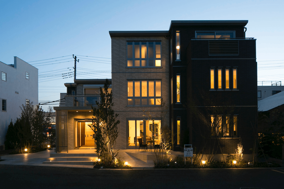 越谷展示場-夜間_外観