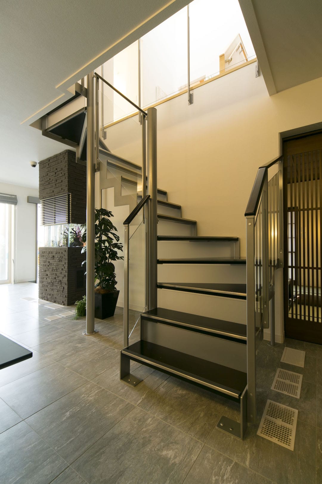 大宮カタクラ展示場_1階階段