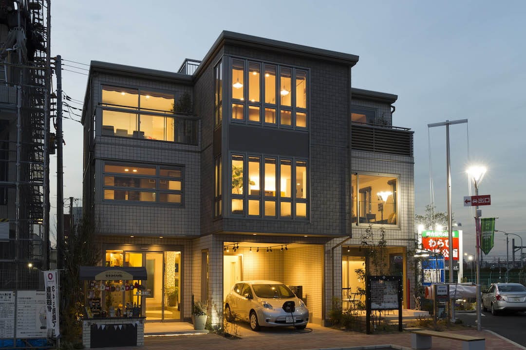 わらびデシオ展示場_夜間_1F玄関ホール