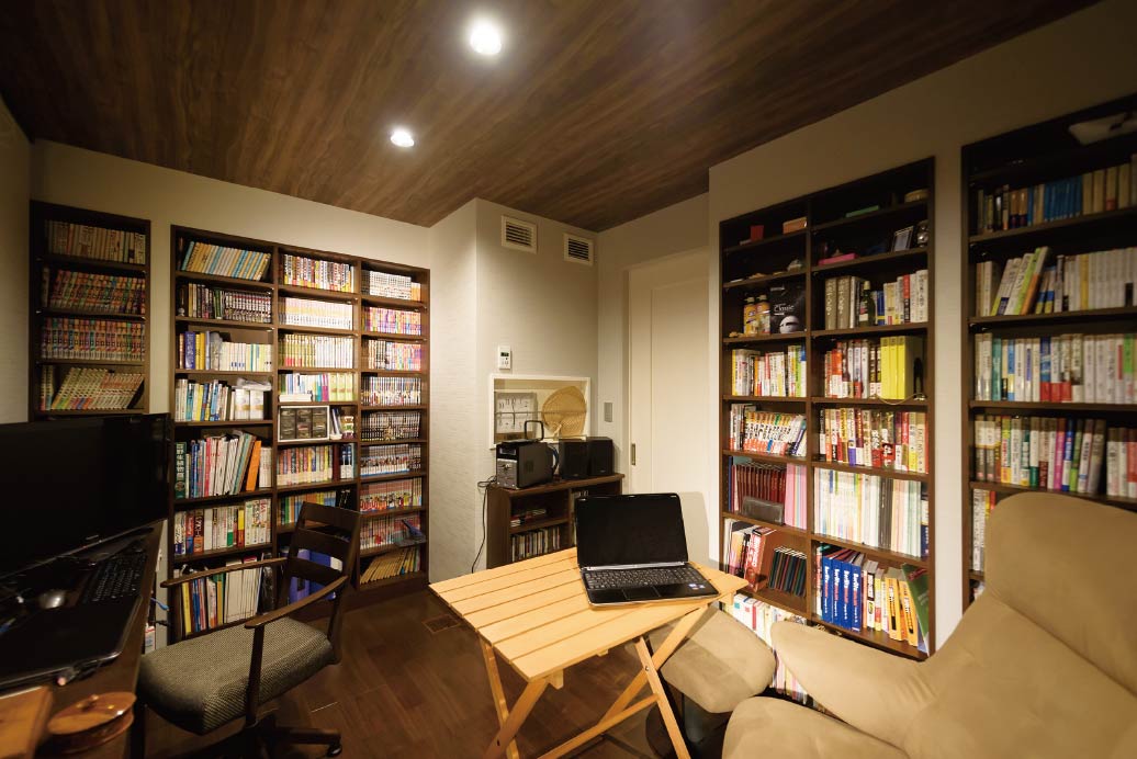 東京セキスイハイム建築実例_落ち着いた空間の書斎