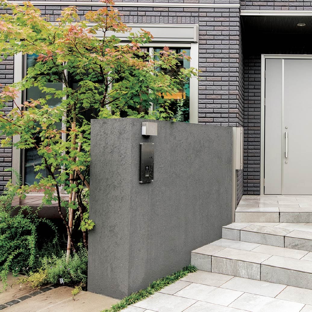 東京セキスイハイム建築実例_リビングルームからも四季折々の自然が楽しめます