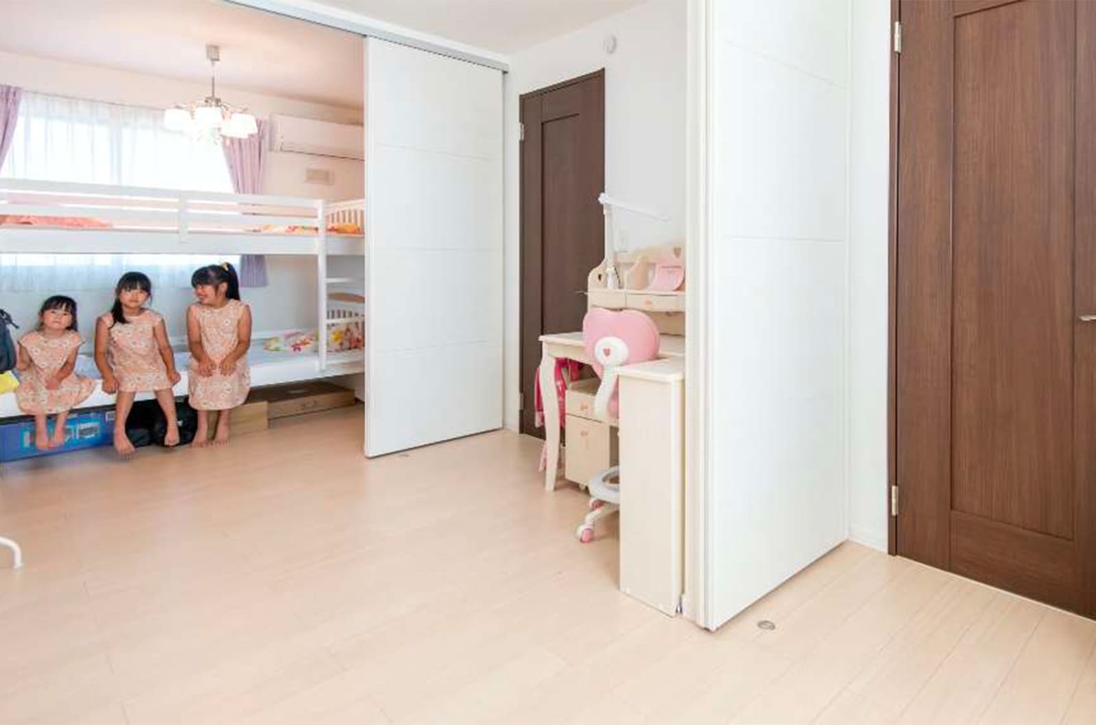 東京セキスイハイム建築事例_成長に応じてフレキシブルに使える子供室