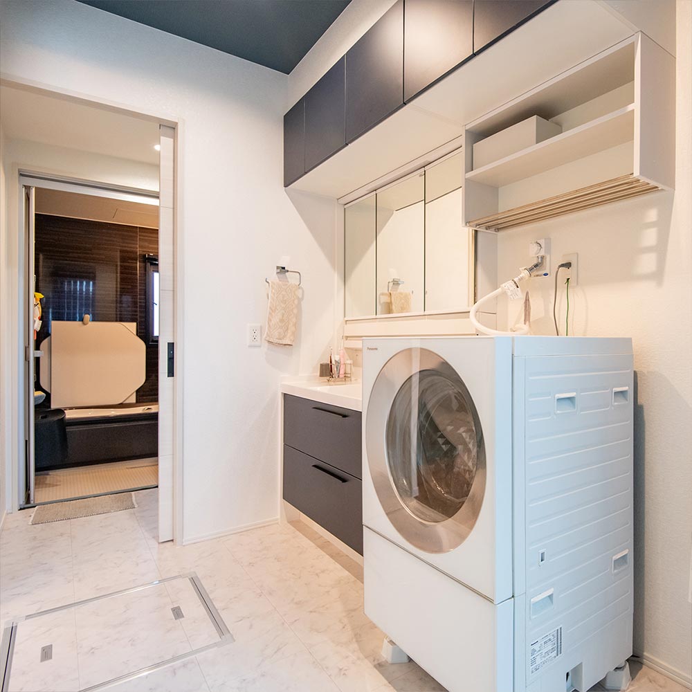 イメージ_東京セキスイハイム建築事例_サンルーム兼洗面室